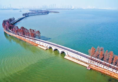 湖长怎么管千湖（美丽中国·和谐共生）